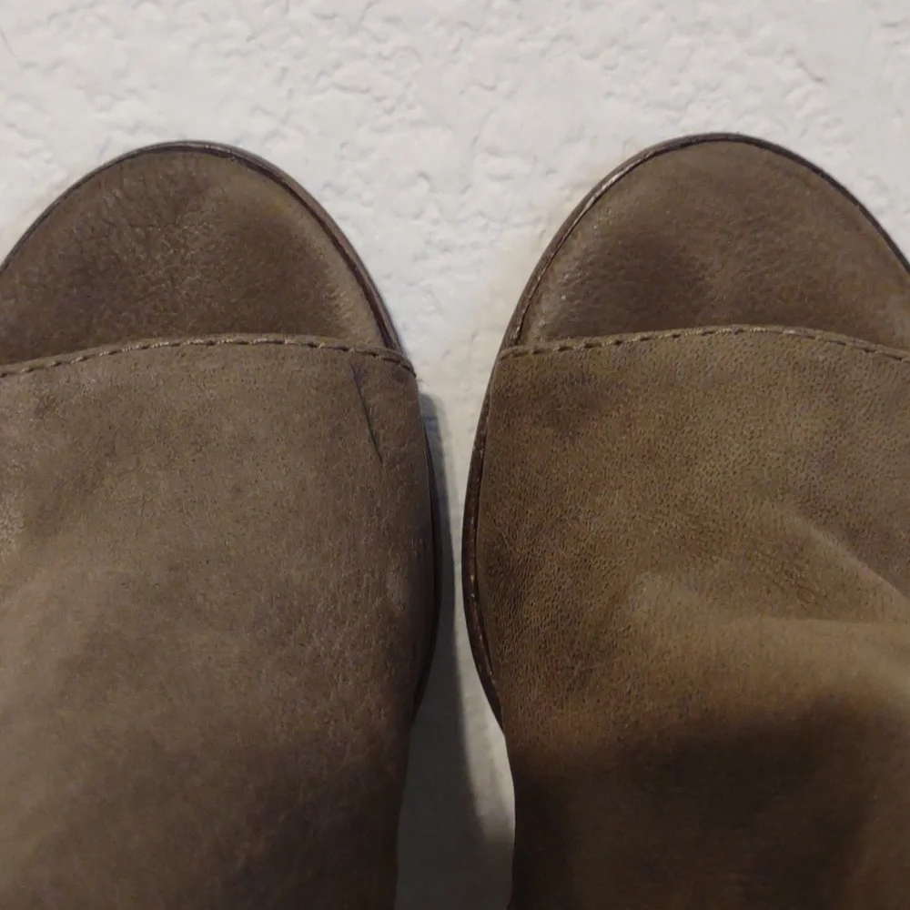 Dolce Vita Noralee Ankle Boots in Olive Nubuck. Size 7.5 EUC - Picture 7 of 15